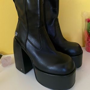 NAKED WOLFE JAILBREAKER BLACK LEATHER